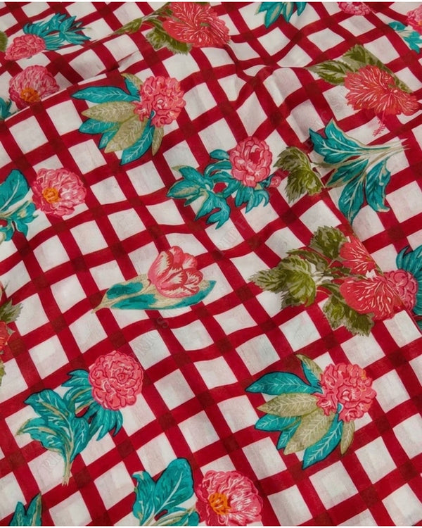 Red 1078 Muslin Prin Floral Check — hand