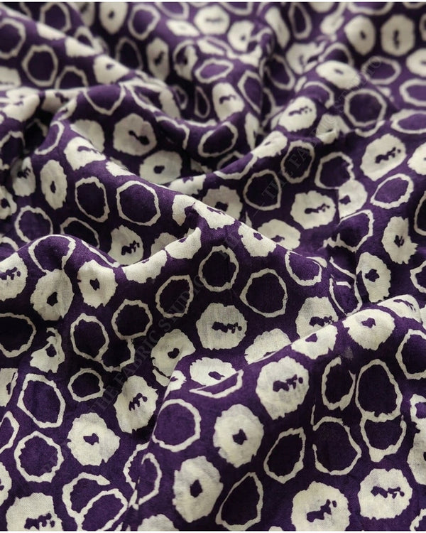 Purple 2588 Hm Muslin Print Circle Motif — hand