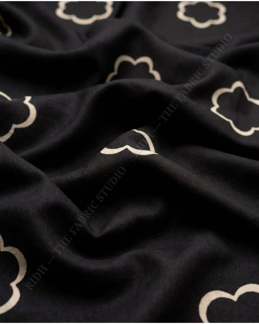 Black 1078 Muslin Prin Cloud Motif — hand