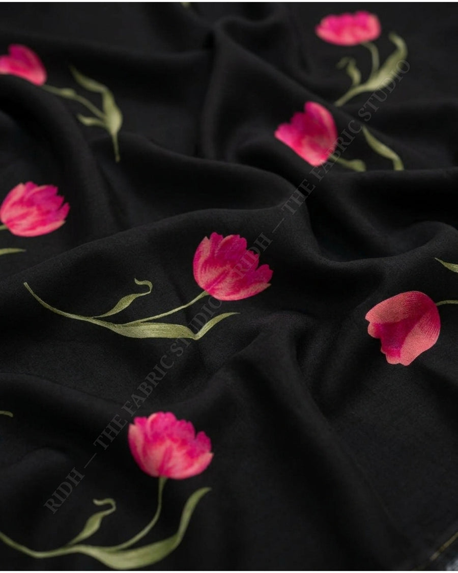 Black 1078 Muslin Prin Tulip Motif — hand
