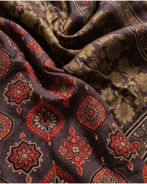 Chocolate Brown 1135 Ajrak Handblock Print Medallion Motif — hand