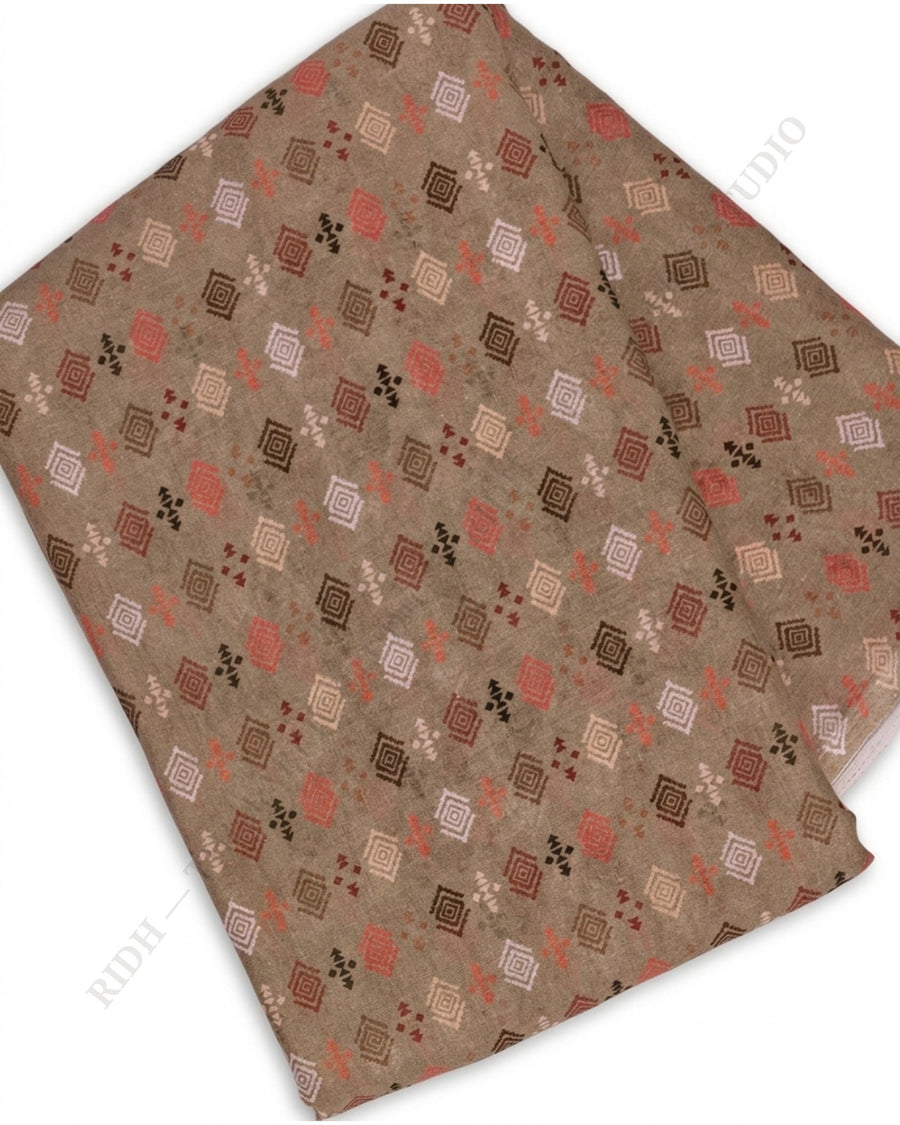 Mud Brown 23184 Mul Cotton Prn Diamond Motif — closeup